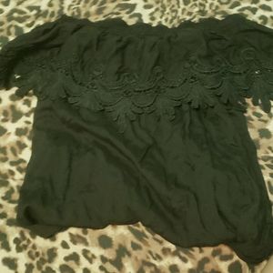 Vivid, medium, black/white